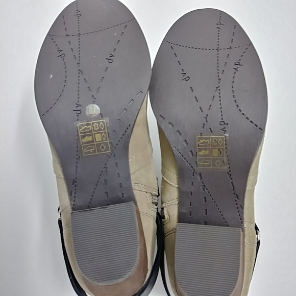 dv dolcevita boots - Picture 5 of 7